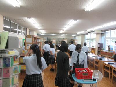 図書館から学校生活を始めよう!週間01 図書館から学校生活を始めよう!週間01