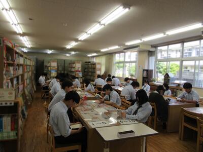 図書館から学校生活を始めよう!週間02 図書館から学校生活を始めよう!週間02